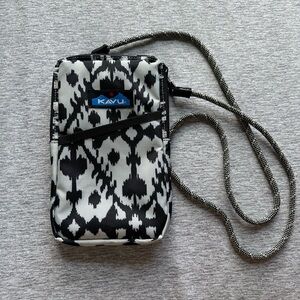 KAVU Essential Case Zip Crossbody Wallet with Rope Strap